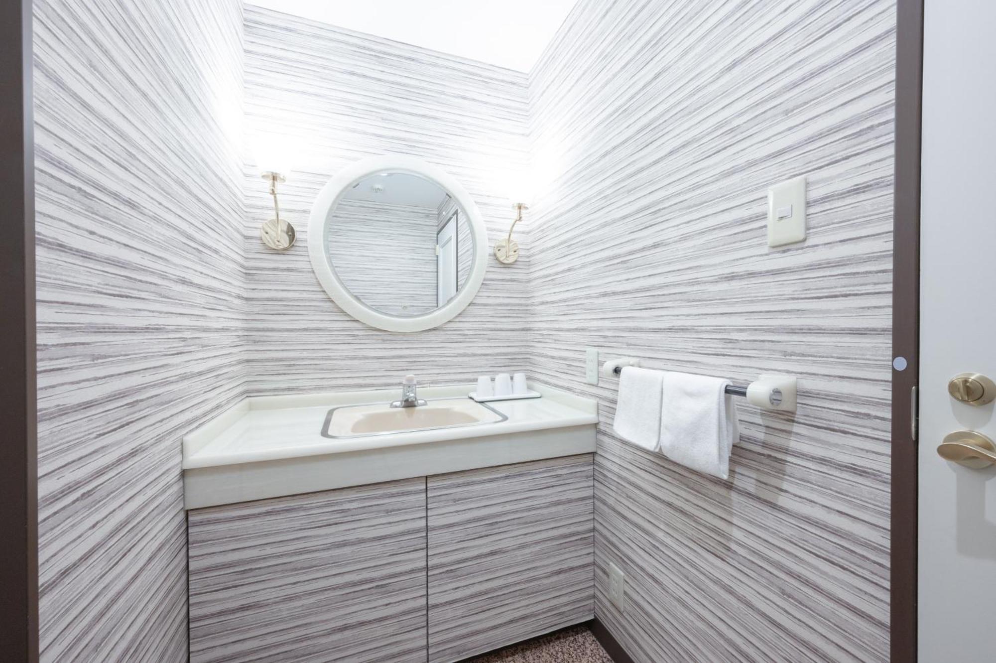 Royal Seaside Bbh Group Hotel 4*