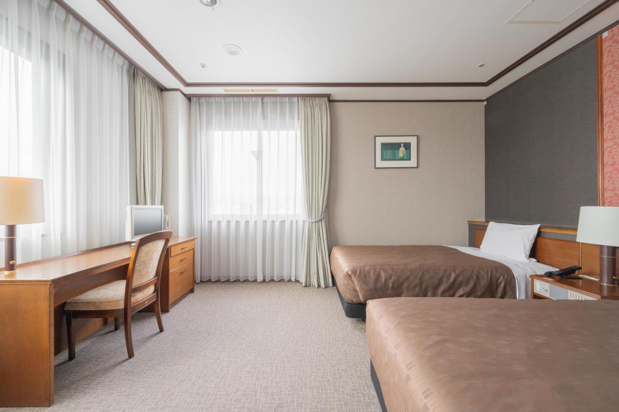 Royal Seaside Bbh Group Hotel 4*
